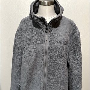 North Face Women’s Full zip Deep Sherpa coat/jacket